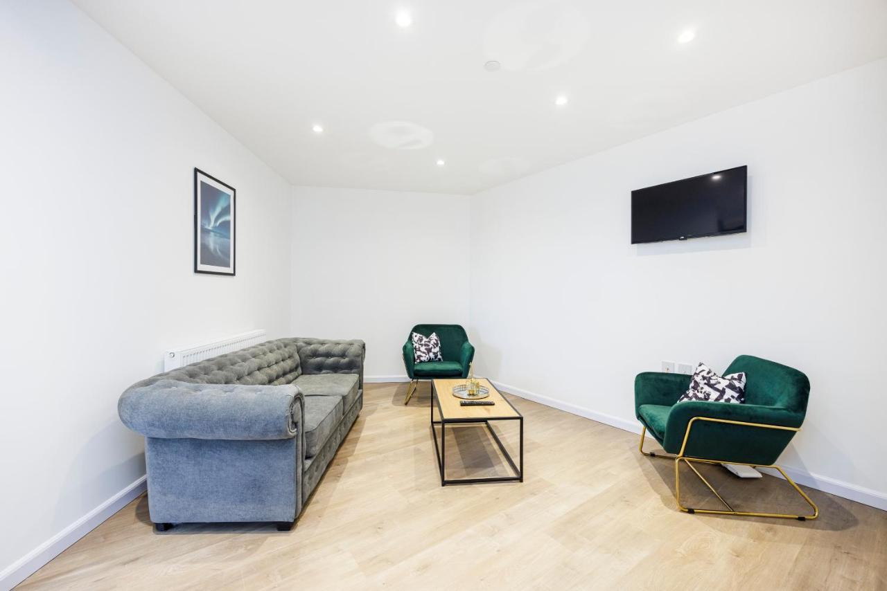 Cresta House - Modern Apartments Luton  Eksteriør bilde