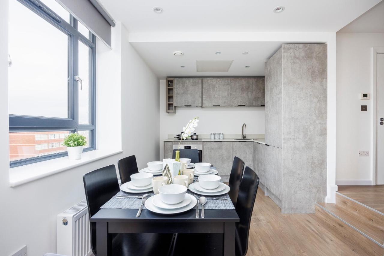 Cresta House - Modern Apartments Luton  Eksteriør bilde